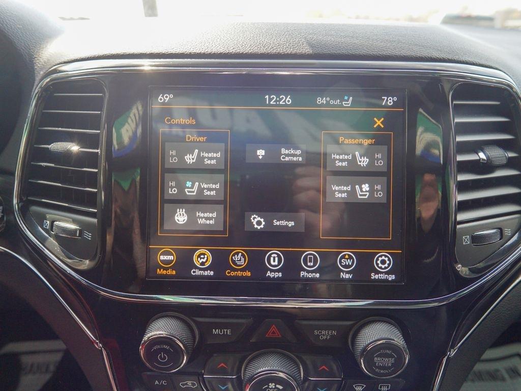 Jeep Grand Cherokee  2021