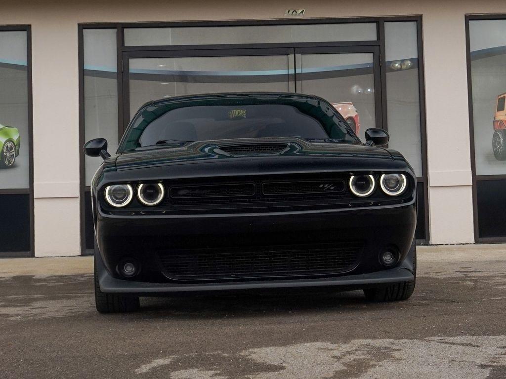 Dodge Challenger  2022