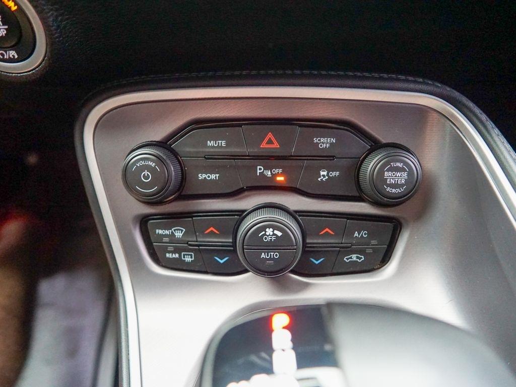 Dodge Challenger  2022