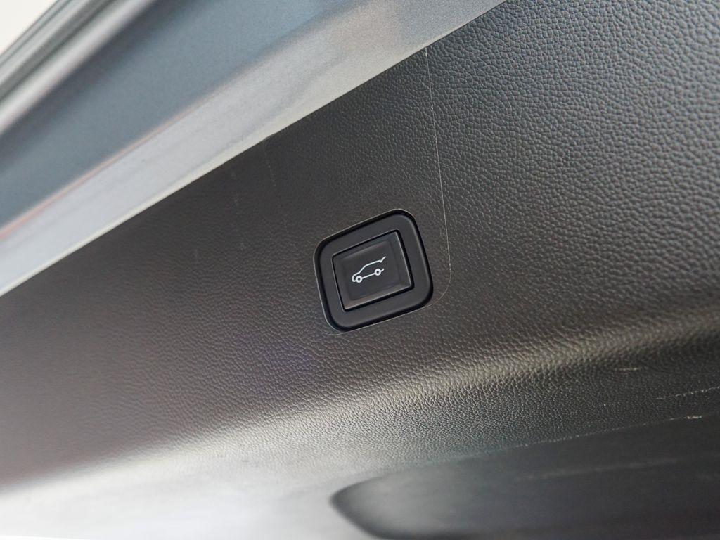 Chevrolet Traverse  2021