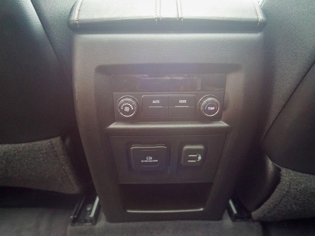 Chevrolet Traverse  2021