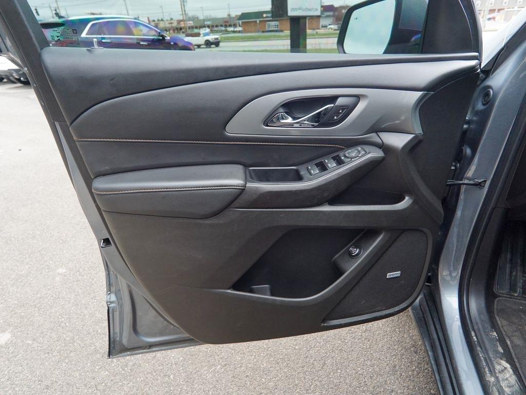 Chevrolet Traverse  2021