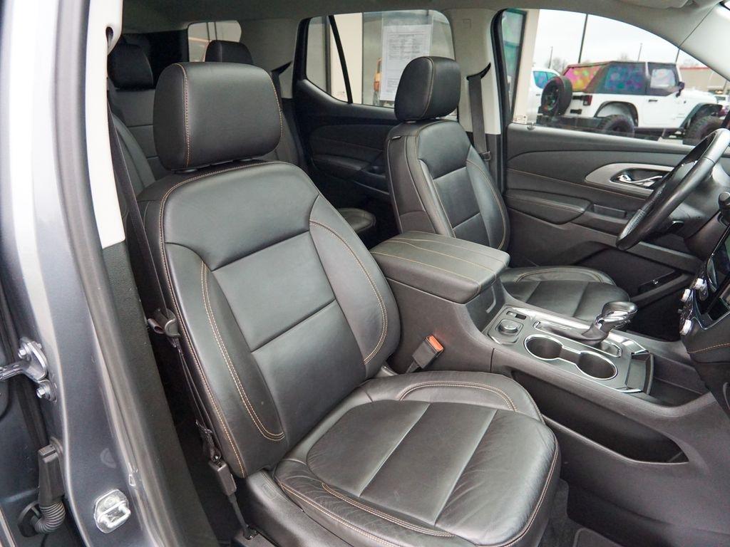 Chevrolet Traverse  2021