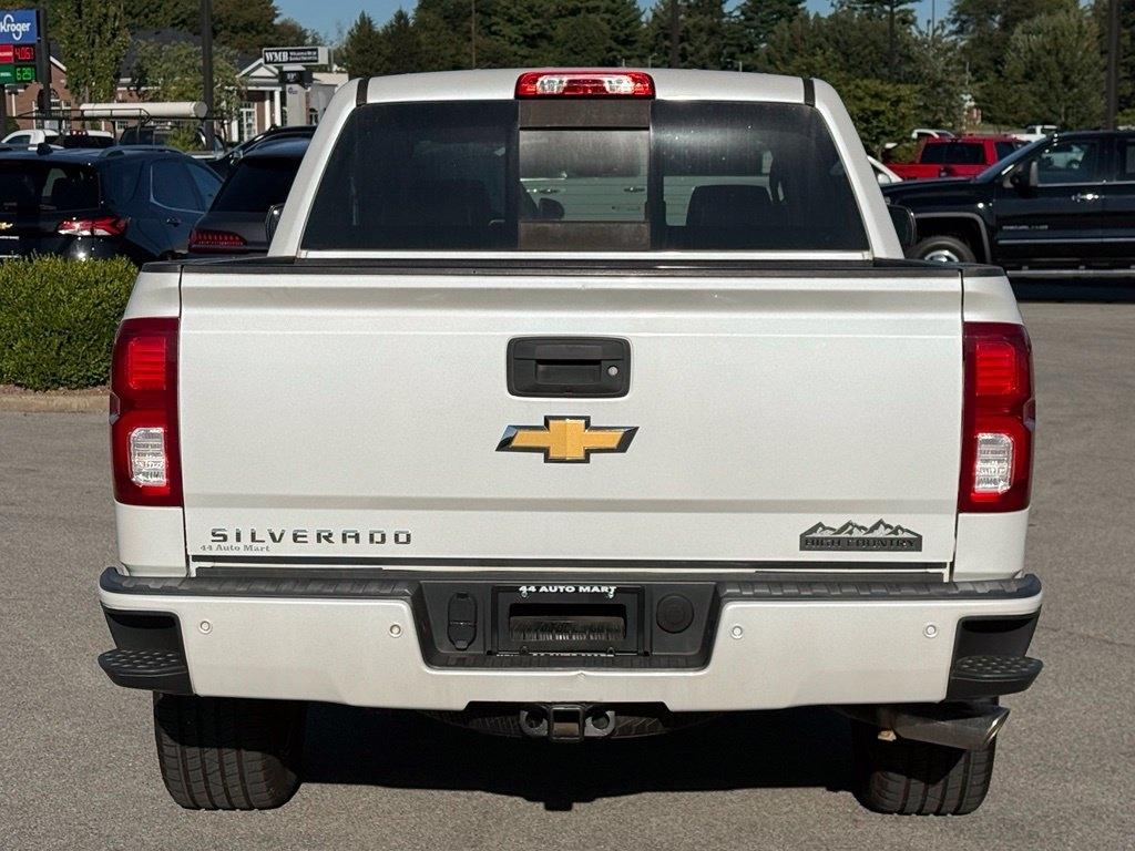 Chevrolet Silverado photo 6