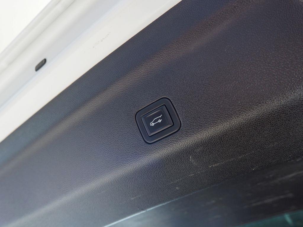 Chevrolet Tahoe  2021