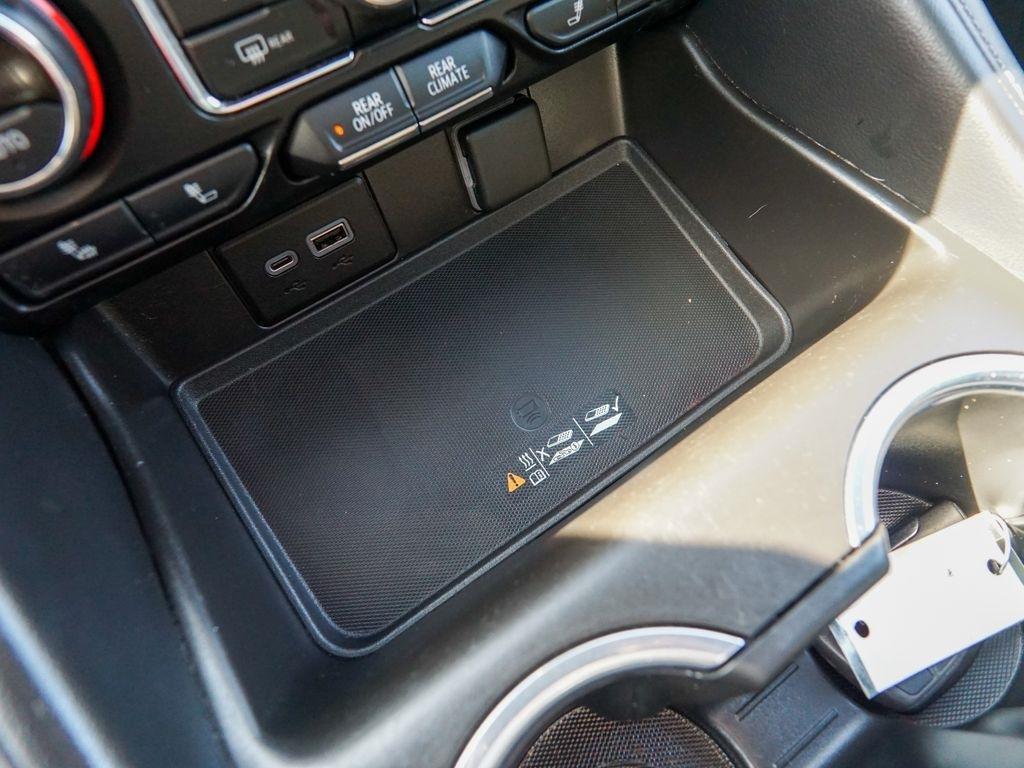 Chevrolet Tahoe  2021