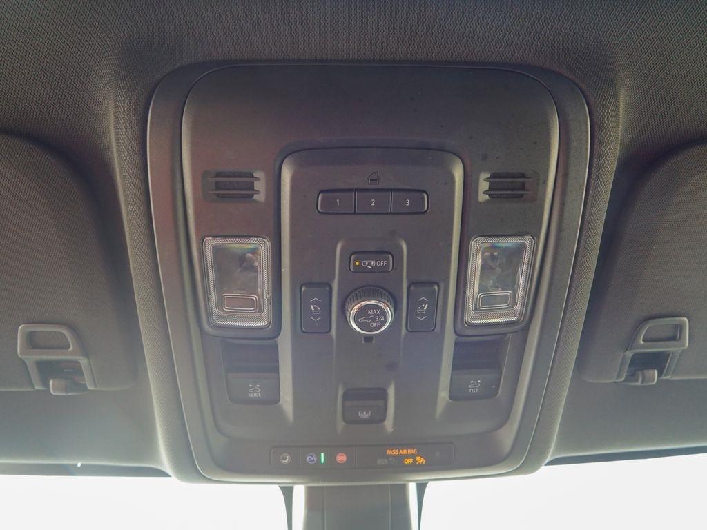 Chevrolet Tahoe  2021