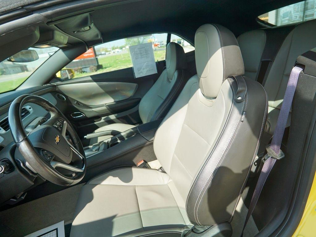 Chevrolet Camaro  2015