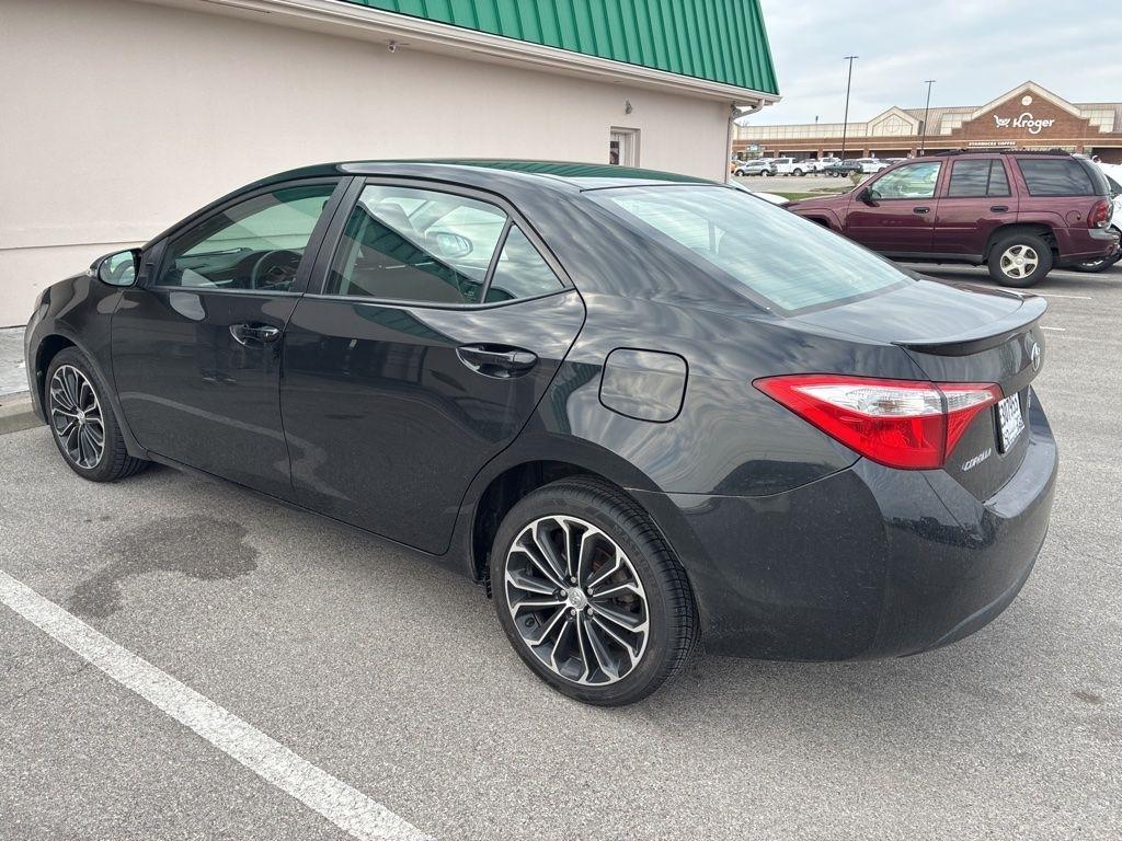 Toyota Corolla  2014