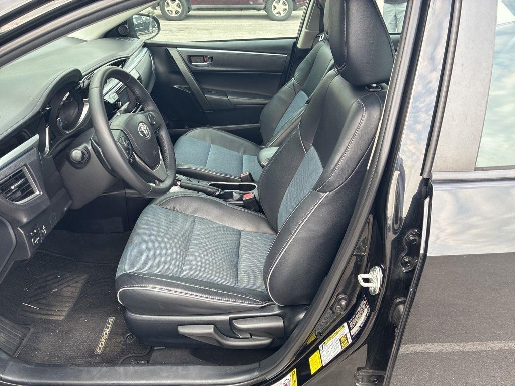 Toyota Corolla  2014