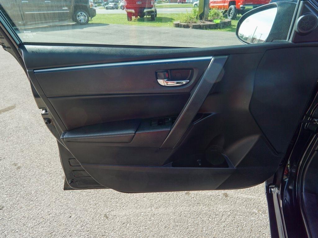 Toyota Corolla  2014