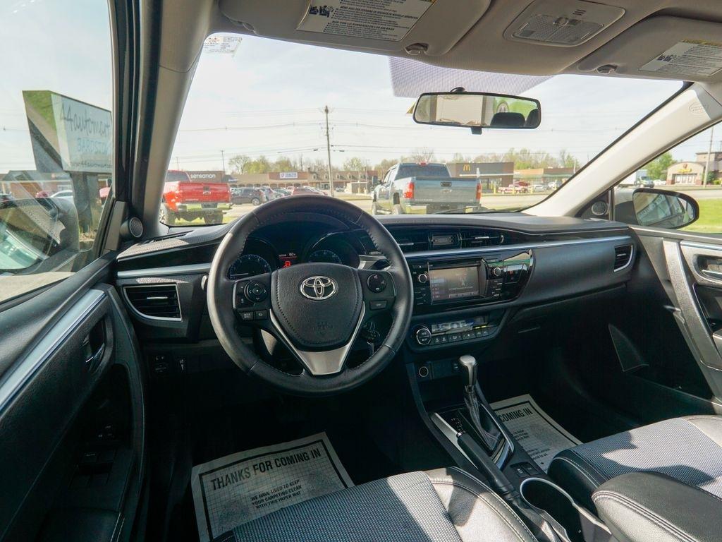 Toyota Corolla  2014
