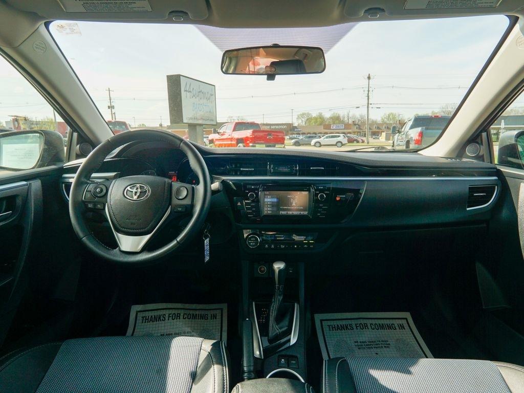 Toyota Corolla  2014