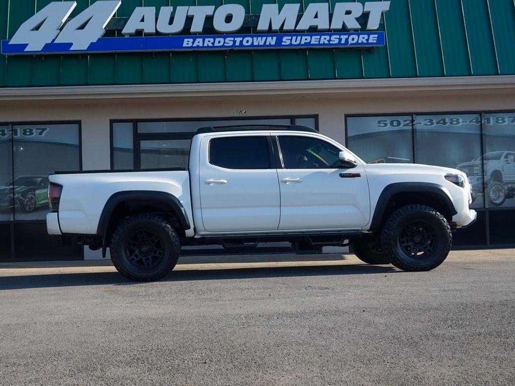 Toyota Tacoma  2019