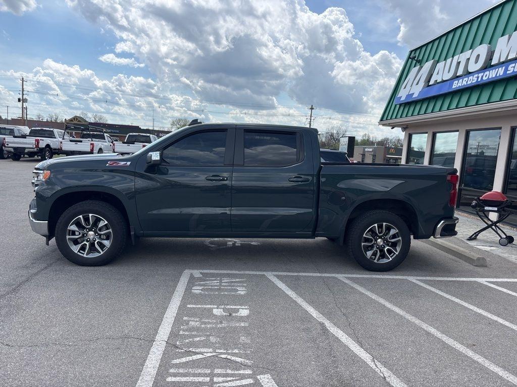 Chevrolet Silverado 1500  2025