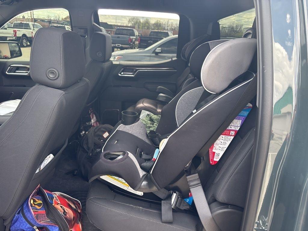 Chevrolet Silverado 1500  2025