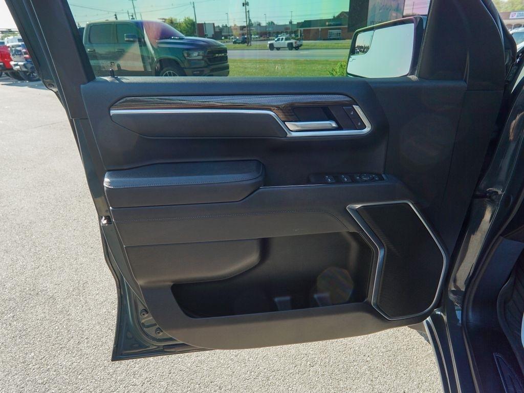 Chevrolet Silverado 1500  2025