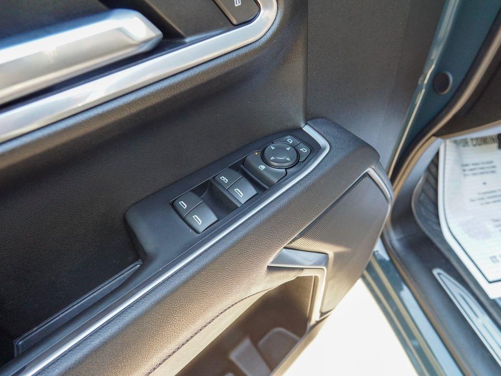 Chevrolet Silverado 1500  2025