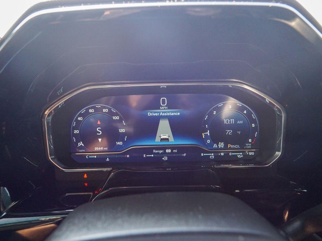 Chevrolet Silverado 1500  2025