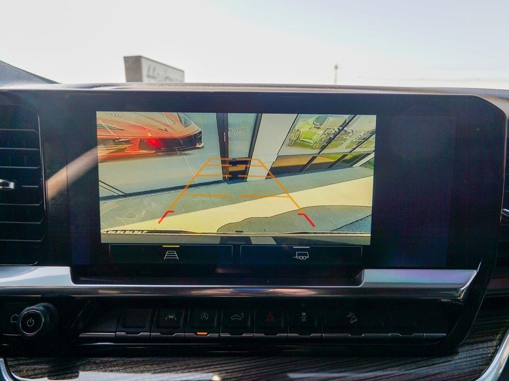 Chevrolet Silverado 1500  2025