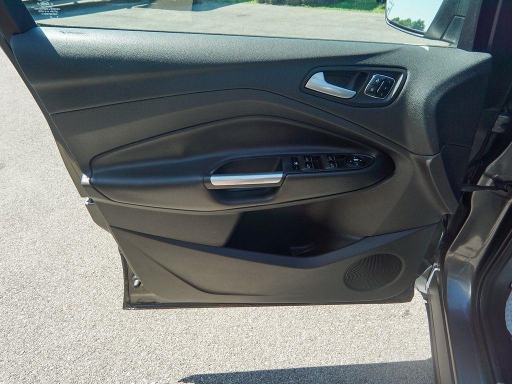 Ford Escape  2016