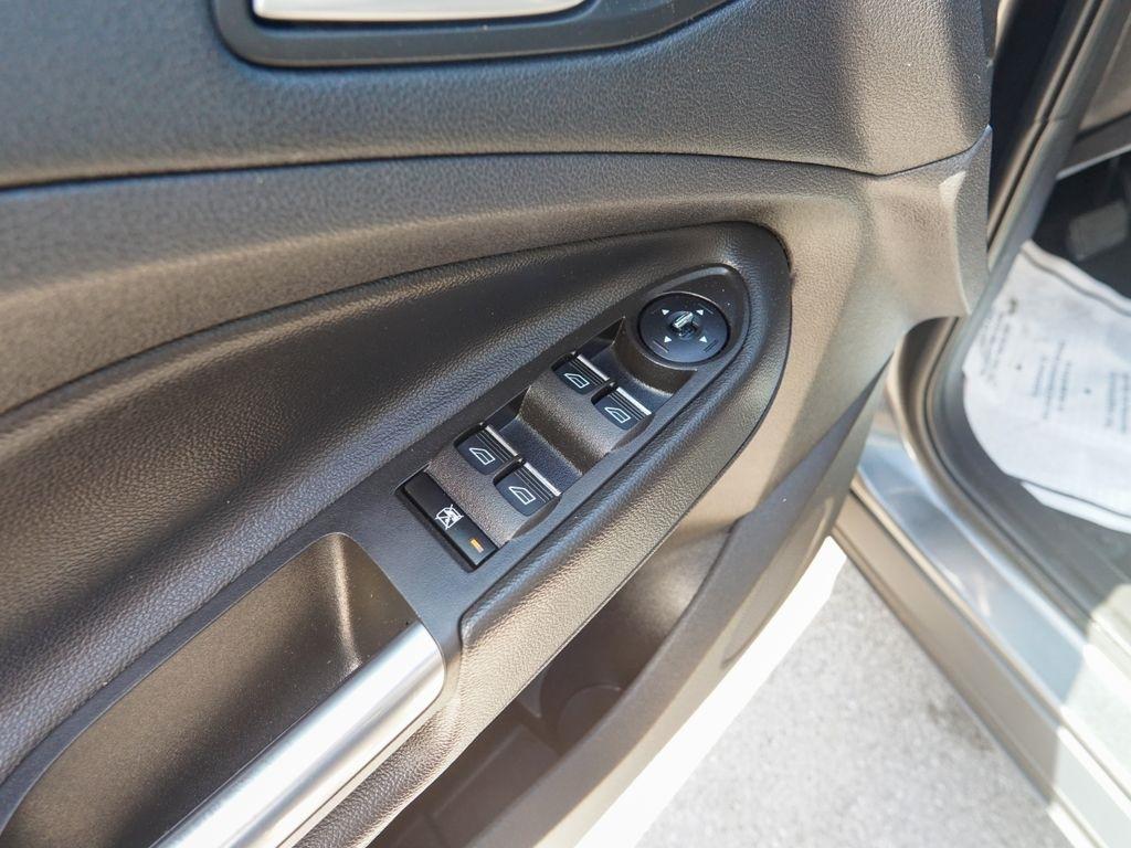 Ford Escape  2016
