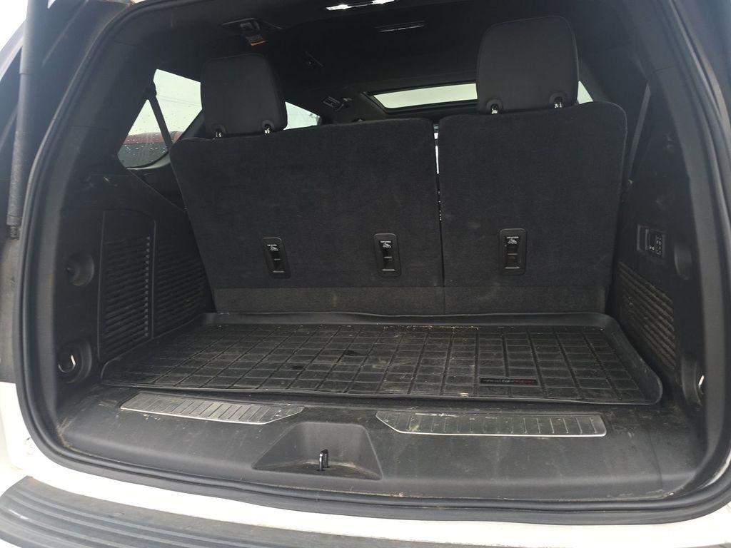 Chevrolet Tahoe  2021