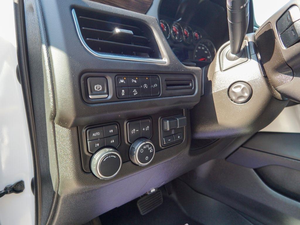 Chevrolet Tahoe  2021