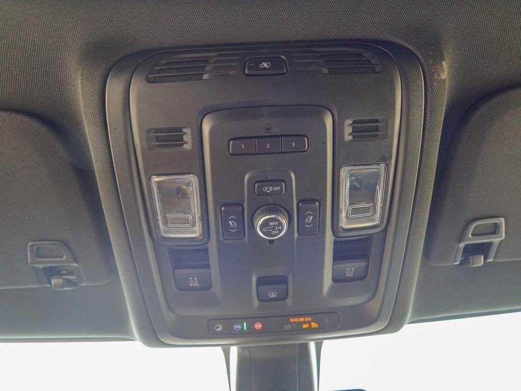 Chevrolet Tahoe  2021