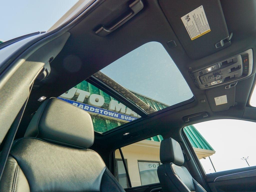 Chevrolet Tahoe  2021