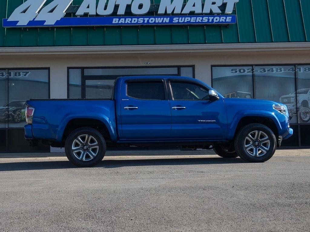 Toyota Tacoma  2017
