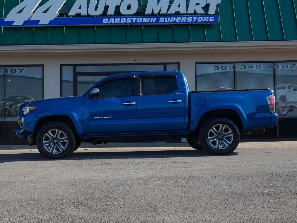 Toyota Tacoma  2017