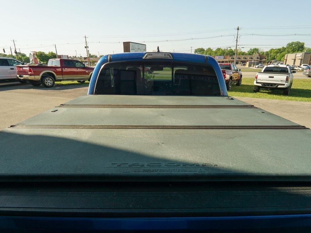 Toyota Tacoma  2017
