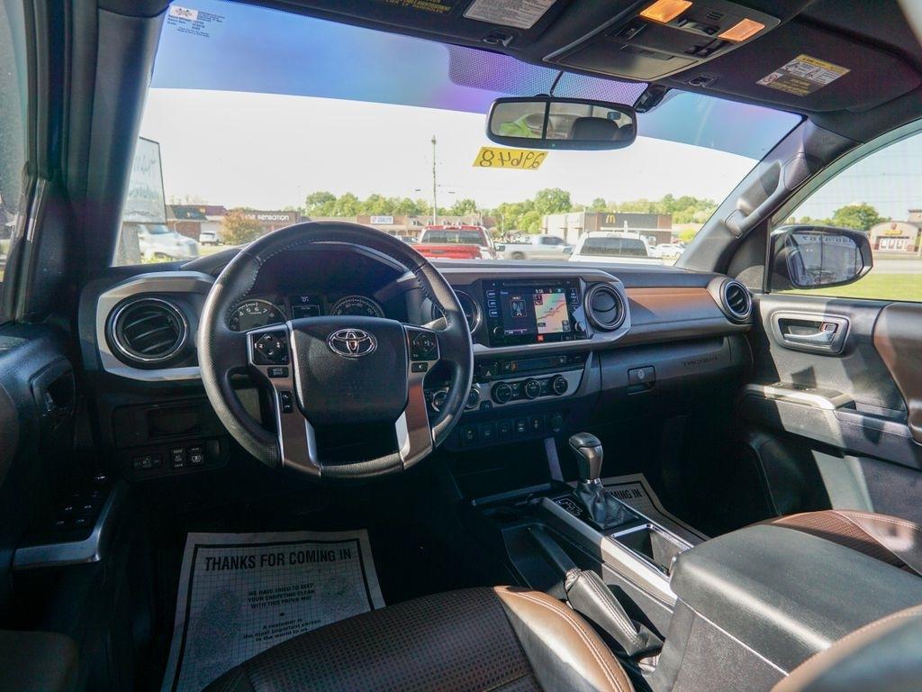 Toyota Tacoma  2017
