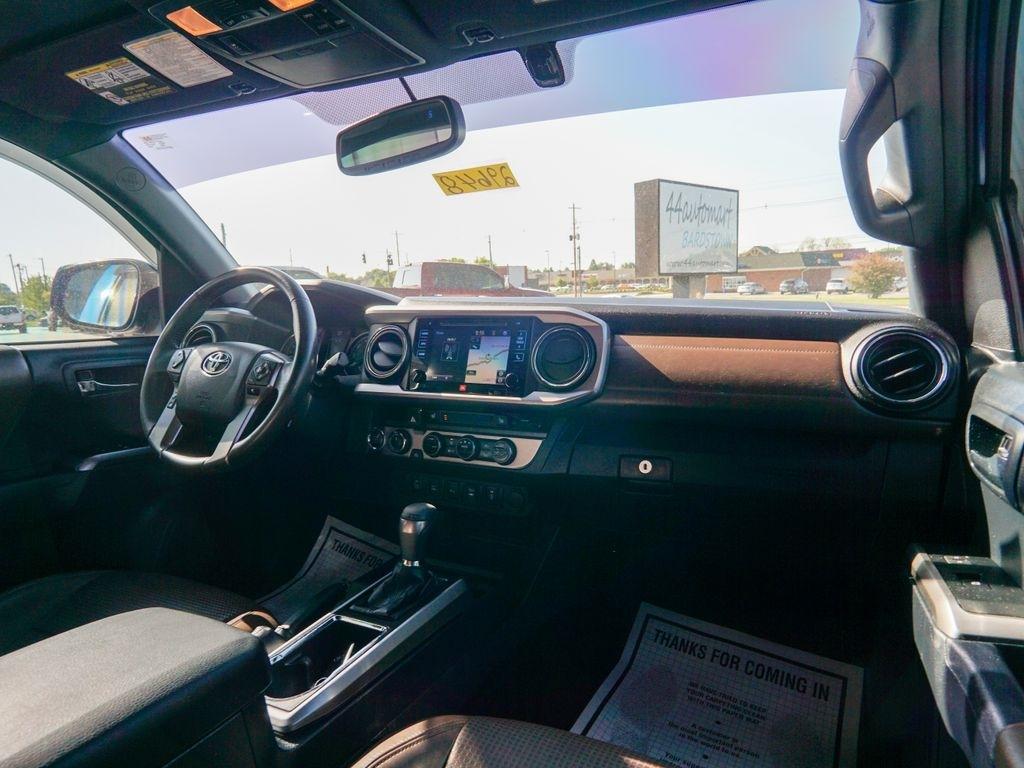 Toyota Tacoma  2017