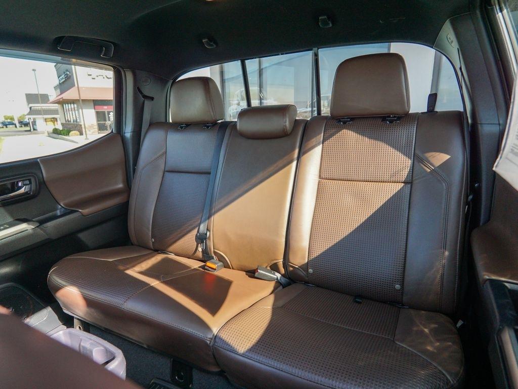 Toyota Tacoma  2017