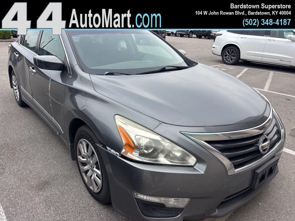 Nissan Altima  2015