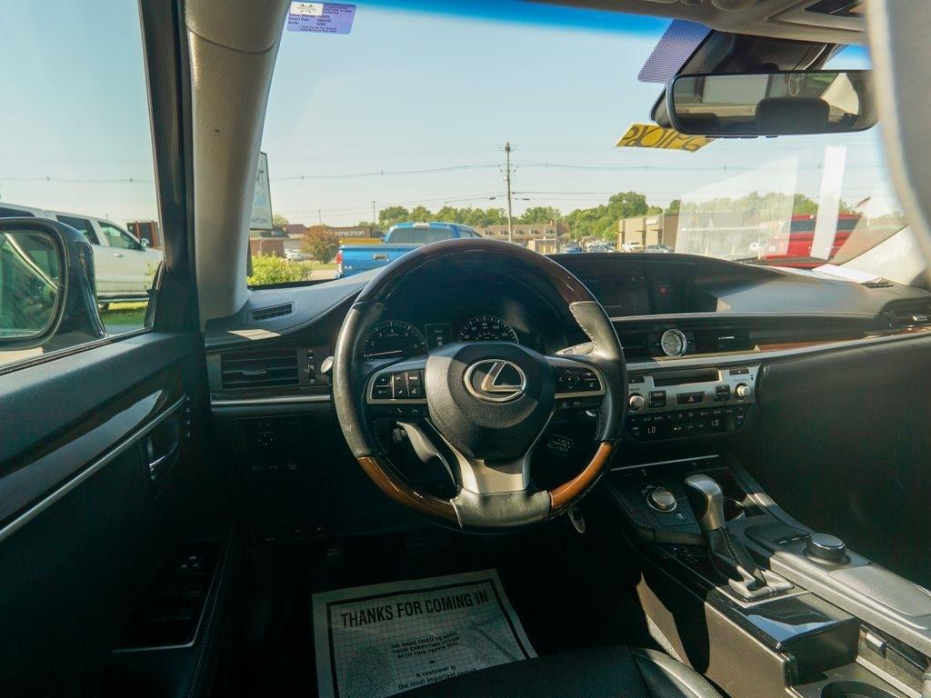 Lexus ES 350  2017