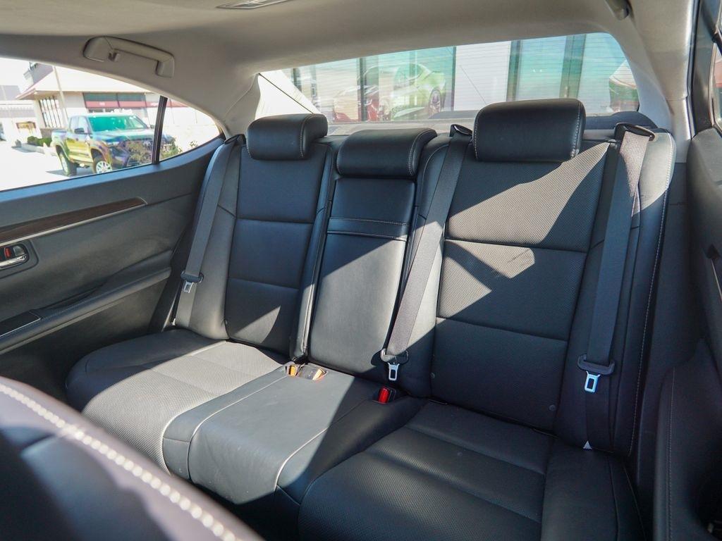 Lexus ES 350  2017