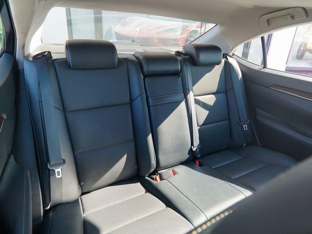 Lexus ES 350  2017