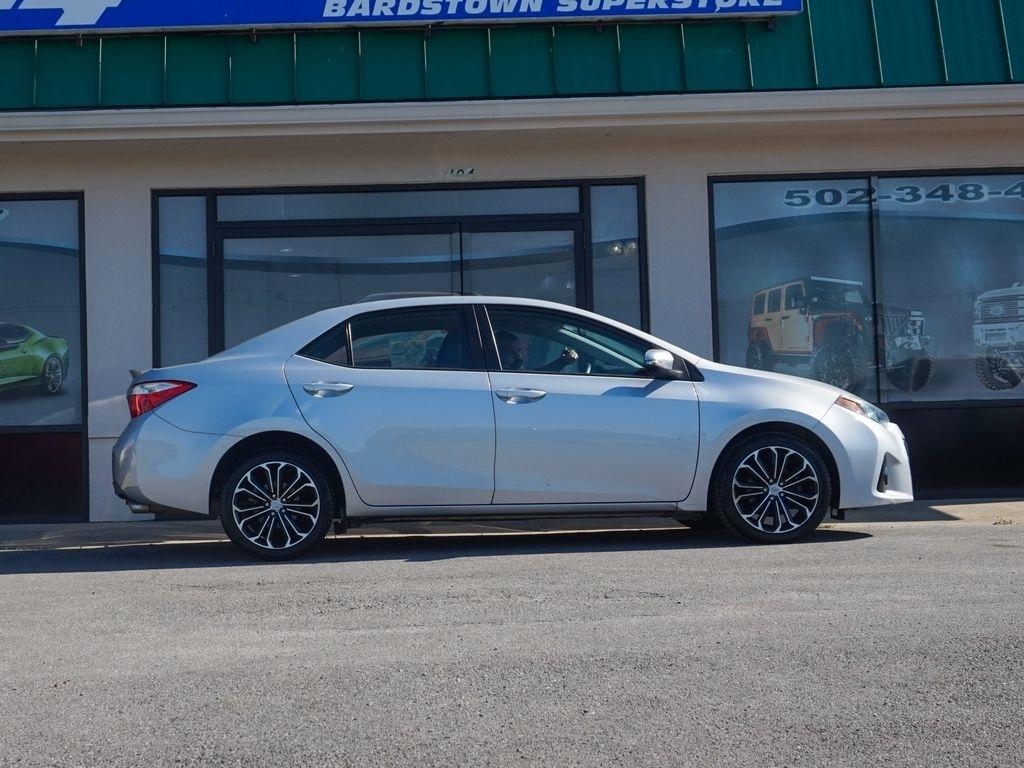 Toyota Corolla  2014