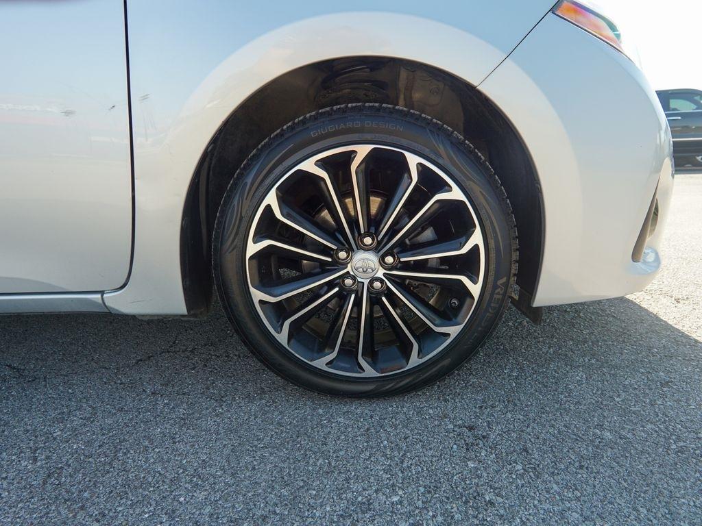 Toyota Corolla  2014