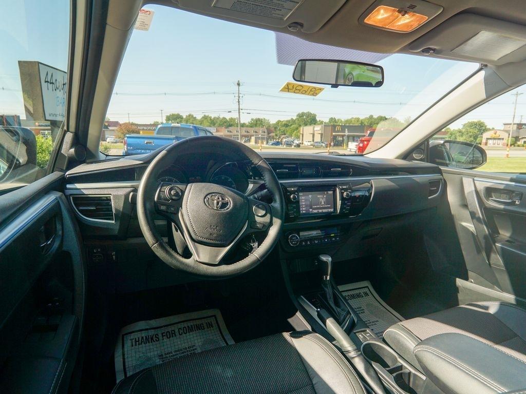 Toyota Corolla  2014