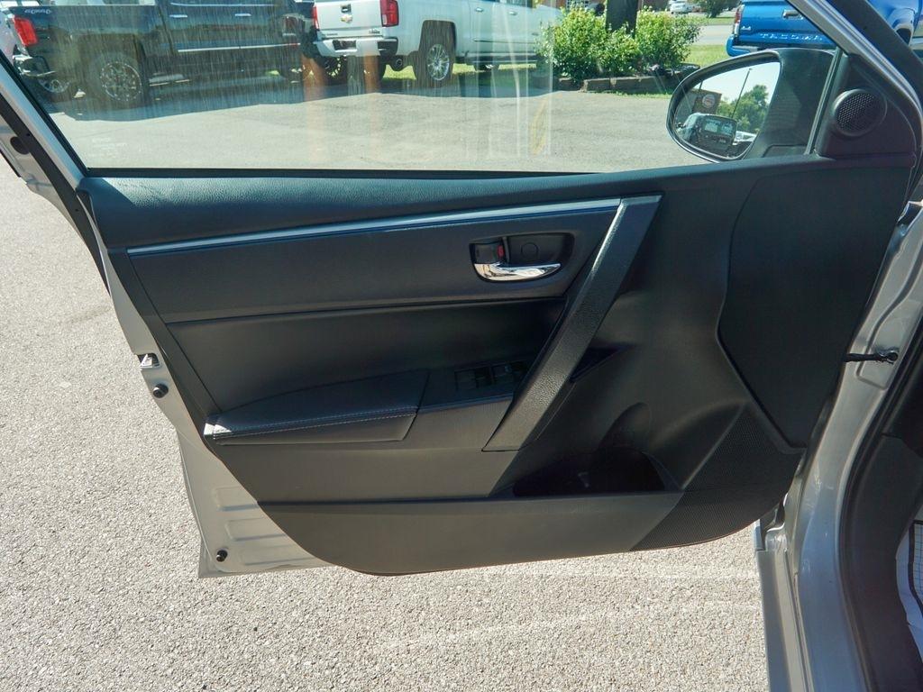 Toyota Corolla  2014