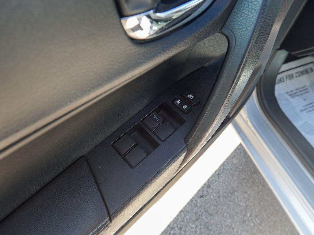 Toyota Corolla  2014