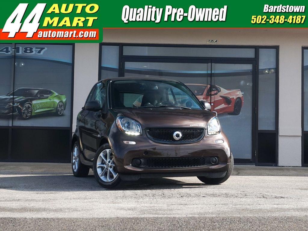 2018 smart fortwo electric drive passion coupe's photo