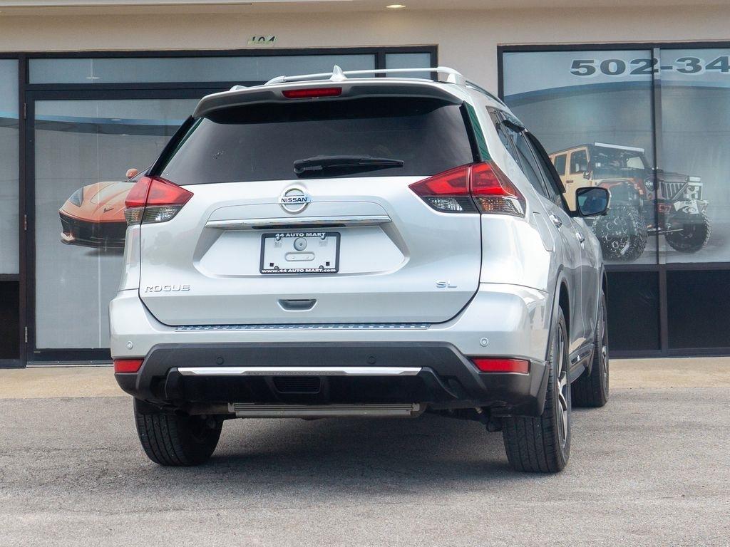 Nissan Rogue  2020