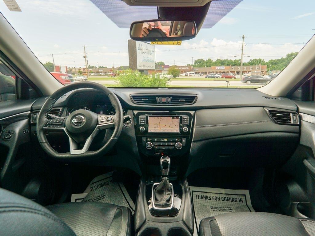 Nissan Rogue  2020