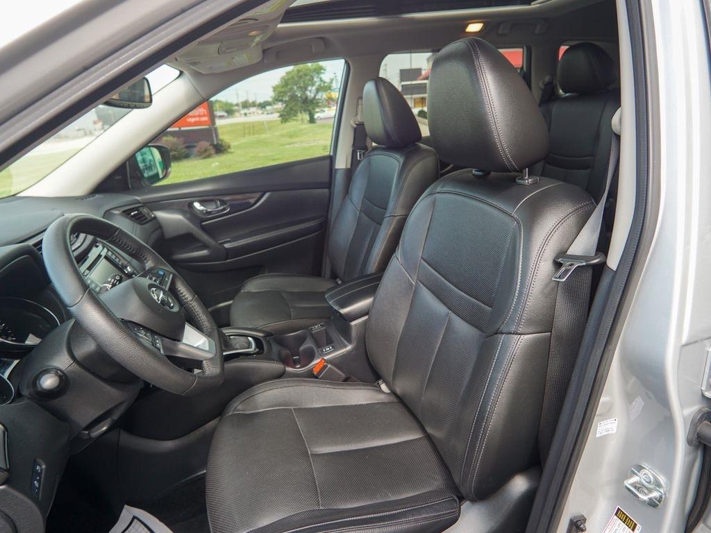 Nissan Rogue  2020