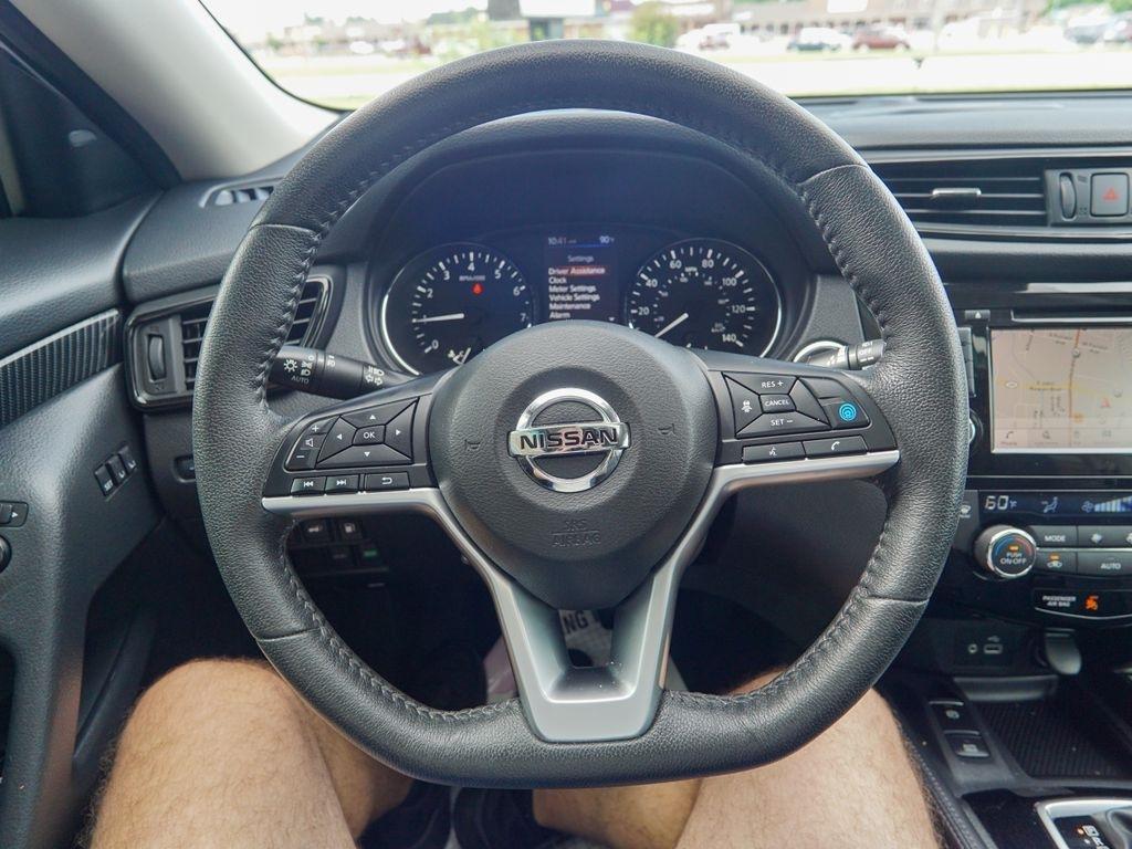 Nissan Rogue  2020
